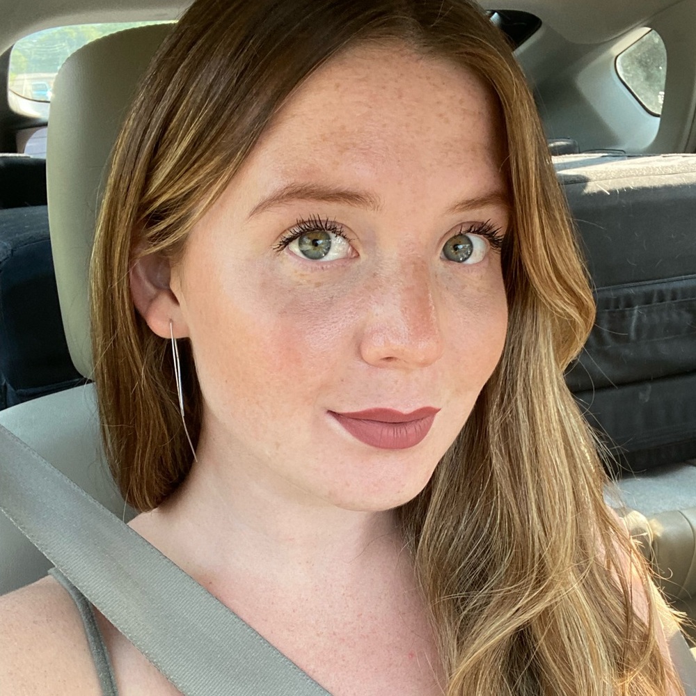 Meet your Posher, Camille